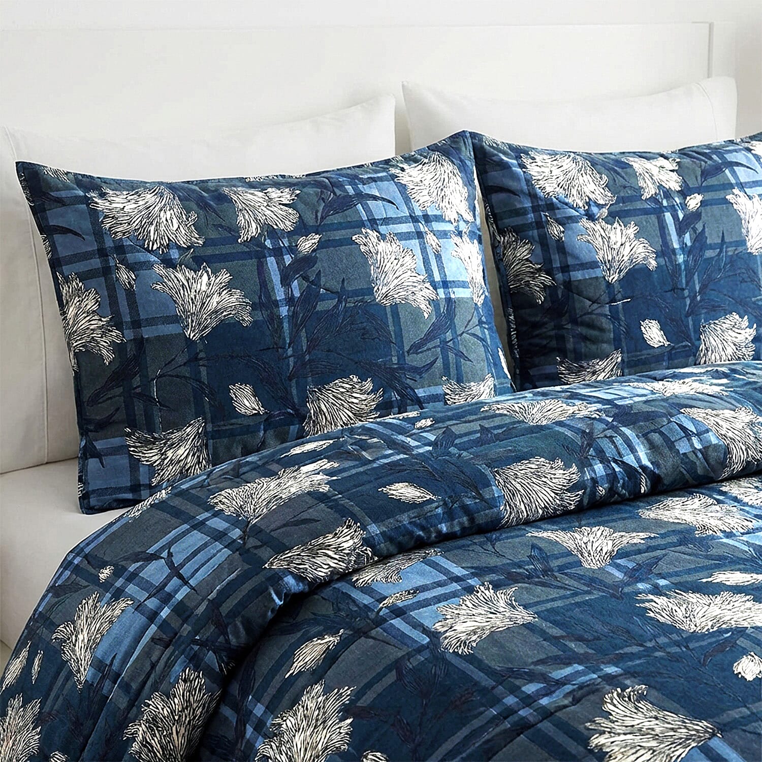 LIVMORE 4-Piece Floral Printed Microfiber Bedding Set - inc. Duvet Cover Deep Fitted Sheet & 2 Pillowcases