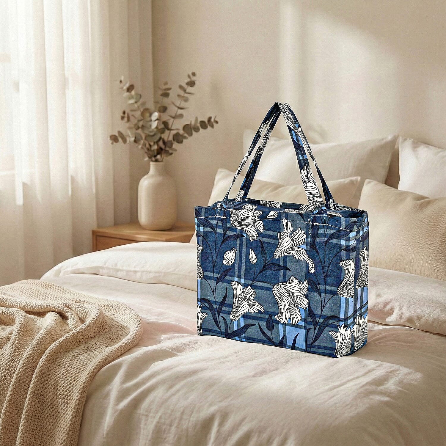 LIVMORE 4-Piece Floral Printed Microfiber Bedding Set - inc. Duvet Cover Deep Fitted Sheet & 2 Pillowcases