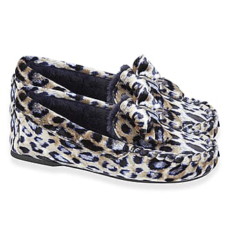 https://tjcuk.sirv.com/Products/83/3/8332734/Jo-Joe-Eliza-Moccasin-Slipper-With-Bow-Size-7-Navy_8332734.jpg?w=342&h=342