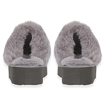 https://tjcuk.sirv.com/Products/83/3/8334490/Jo-Joe-Ladies-Warm-Fleece-Lined-Mules-Size-5-Grey_8334490_3.jpg?w=342&h=342