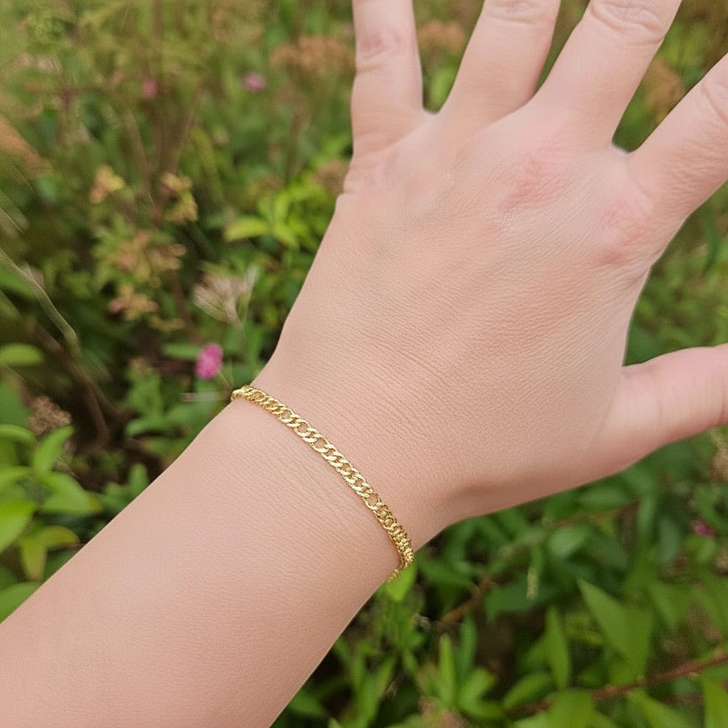 Italian Made- 9K Yellow Gold Bracelet (Size - 7.5)