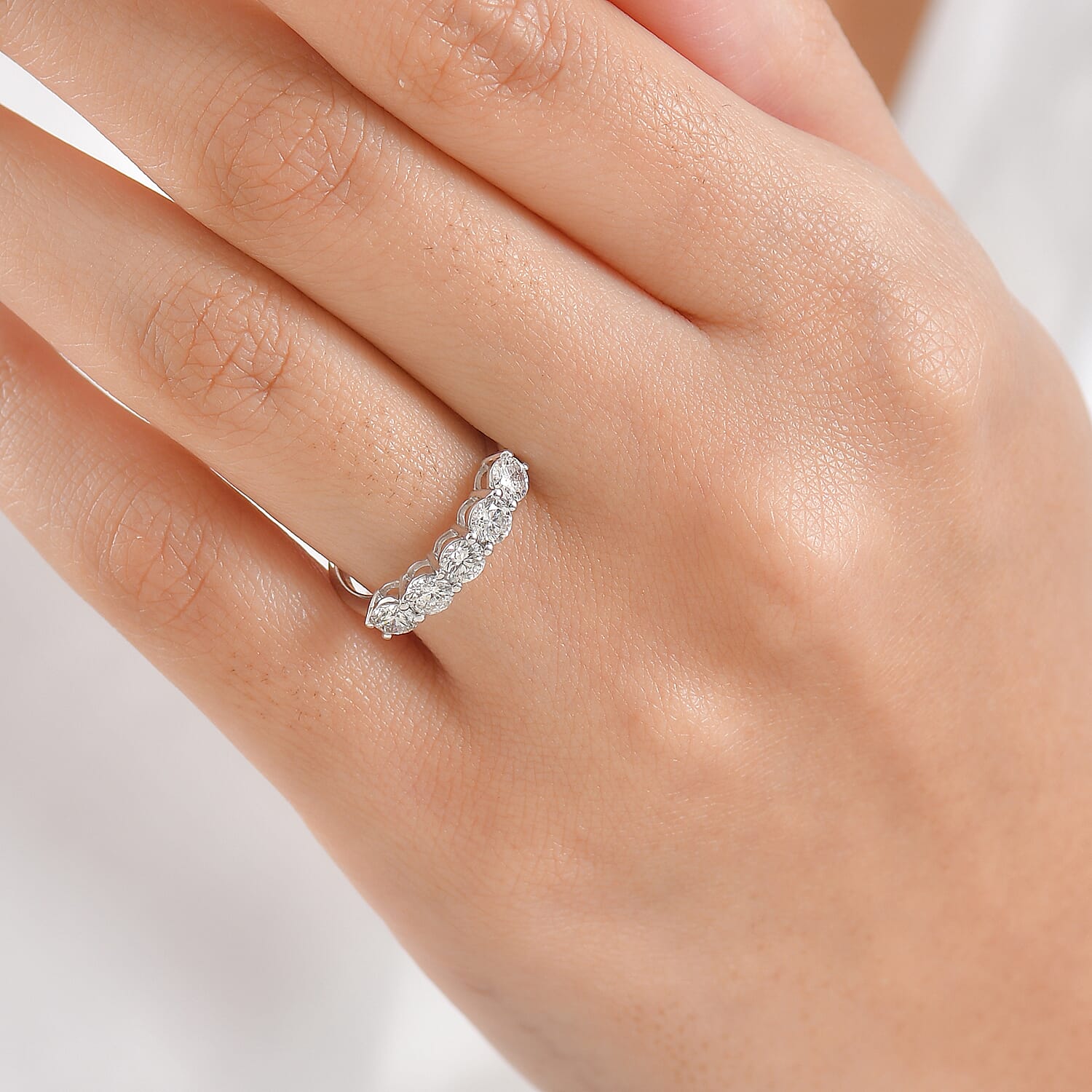 Today Only Deal - Luxuriant 9K White Gold (SI-GH) Lab Grown Diamond 5 Stone Ring 1.00 Ct.