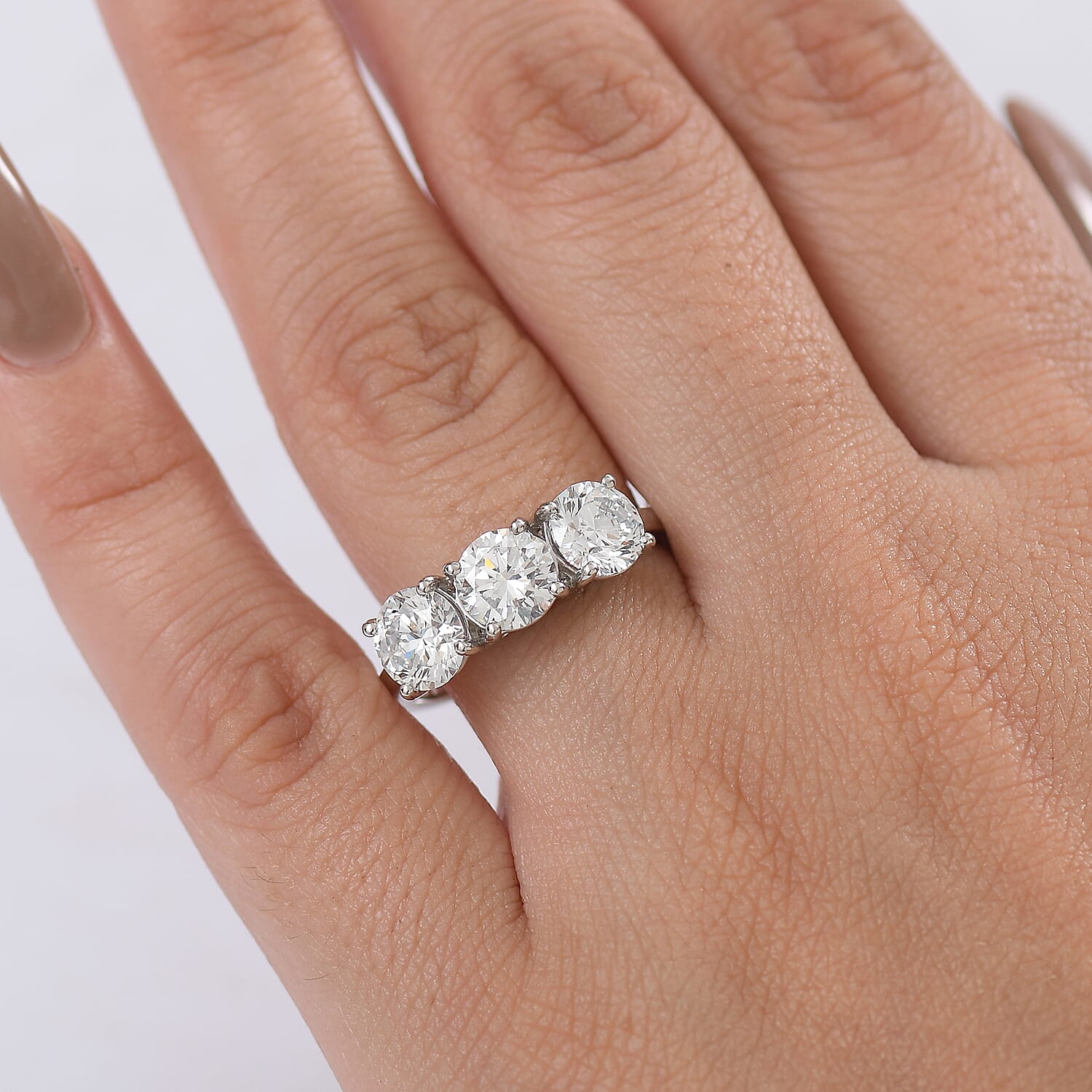 BLACK FRIDAY PREVIEW - Luxuriant 950 Platinum SGL Certified Lab Grown Diamond (VS-EF) Trilogy Ring 3.09 Ct, Platinum Wt. 4.89 Gms.