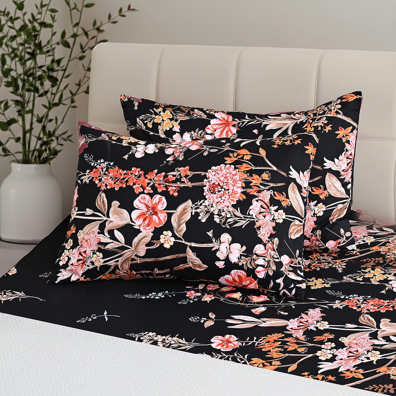 LIVMORE 3-Piece Set - Floral Print Fitted Sheet with Two Matching Pillowcases