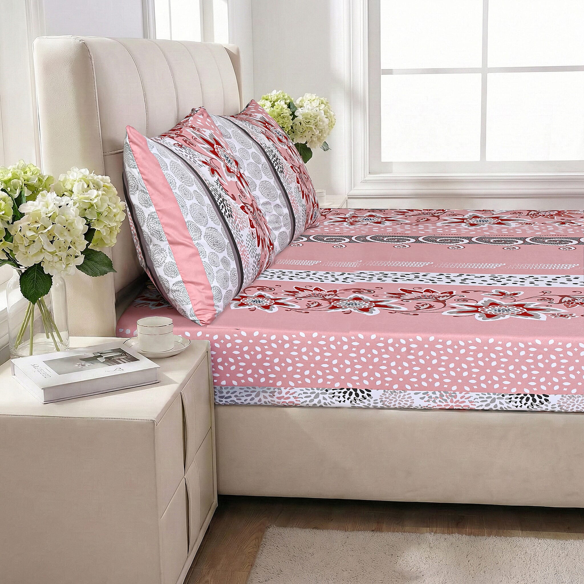 LIVMORE 3-Piece Set - Floral Print Fitted Sheet with Two Matching Pillowcases