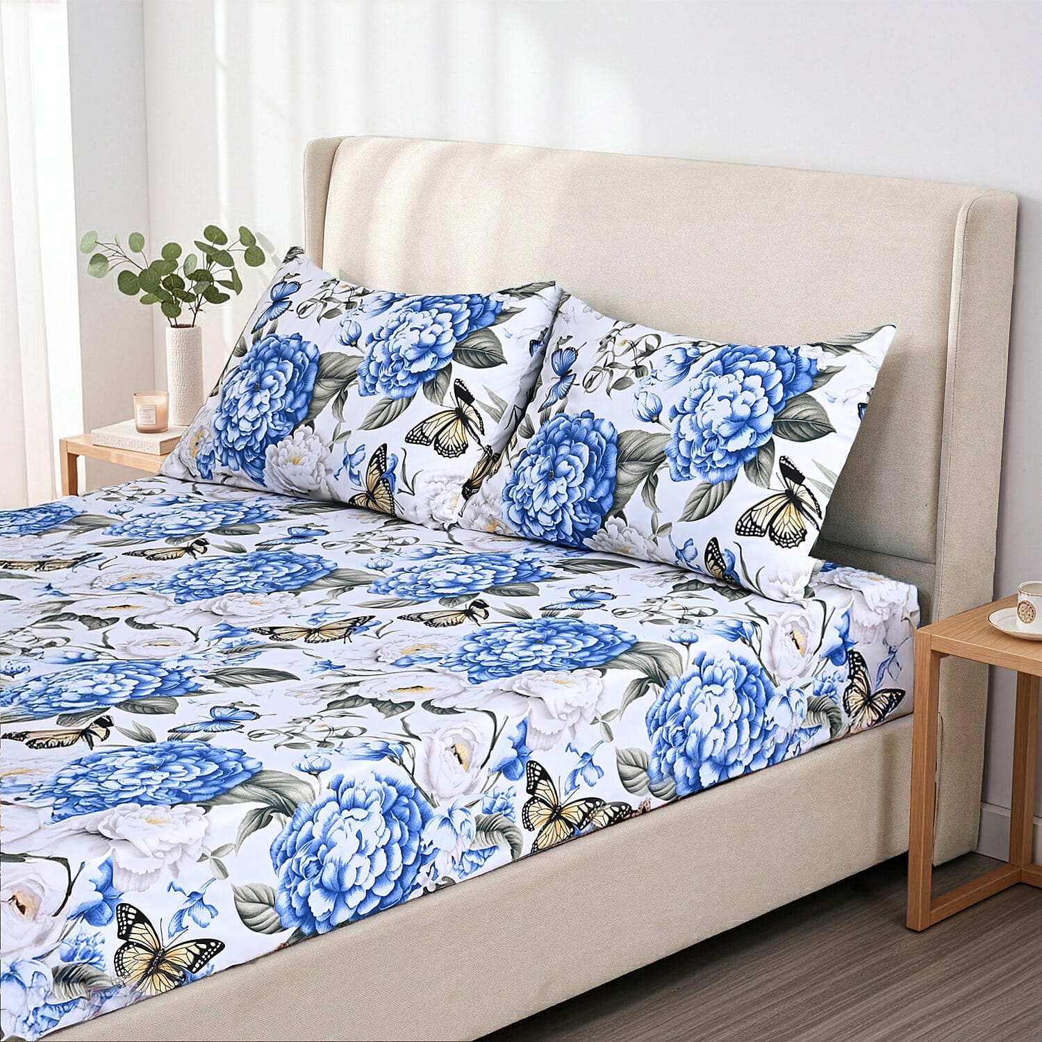 LIVMORE 3-Piece Set - Floral Print Fitted Sheet with Two Matching Pillowcases
