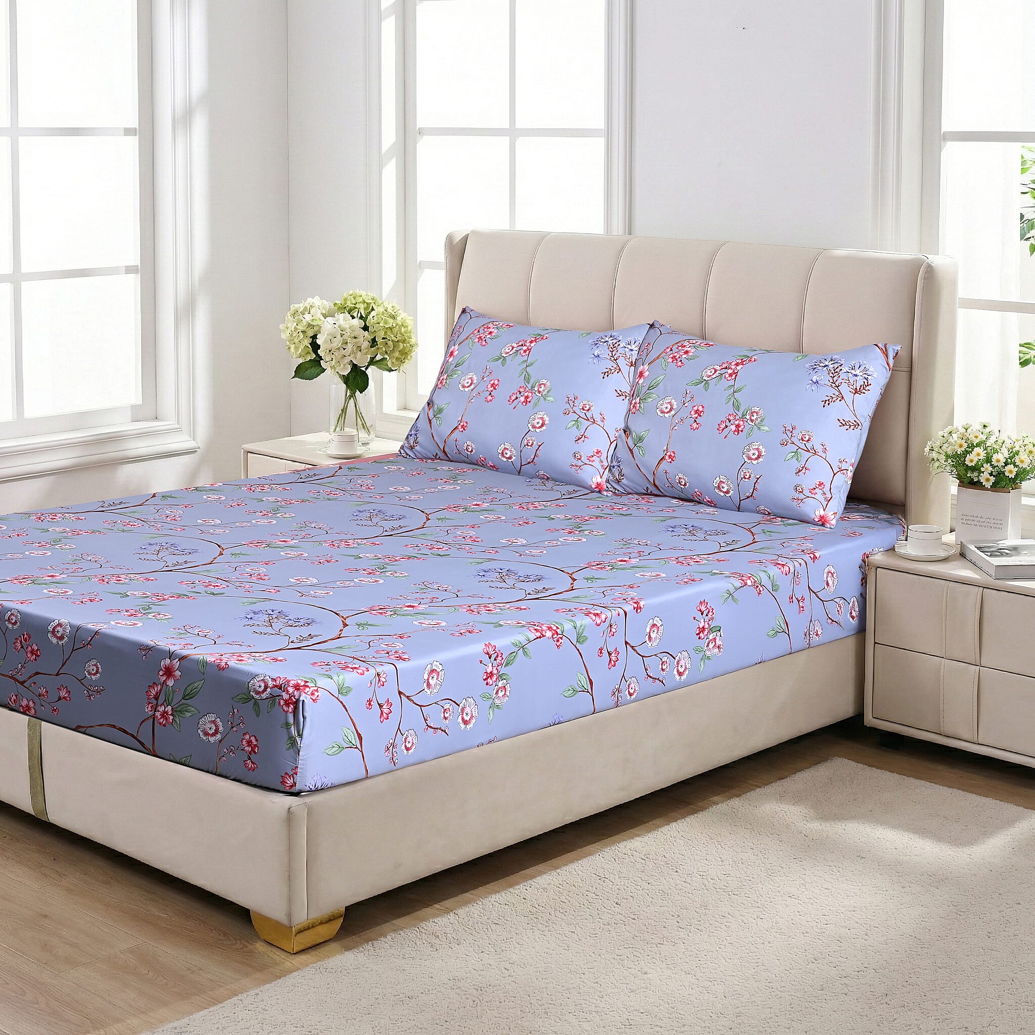 LIVMORE 3-Piece Set - Floral Print Fitted Sheet with Two Matching Pillowcases