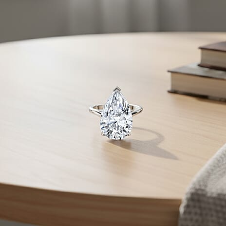 Luxuriant 950 Platinum IGI Certified Lab Grown Diamond (VS-EF) Ring 10.00 Ct, Platinum Wt. 7.21 Gms.