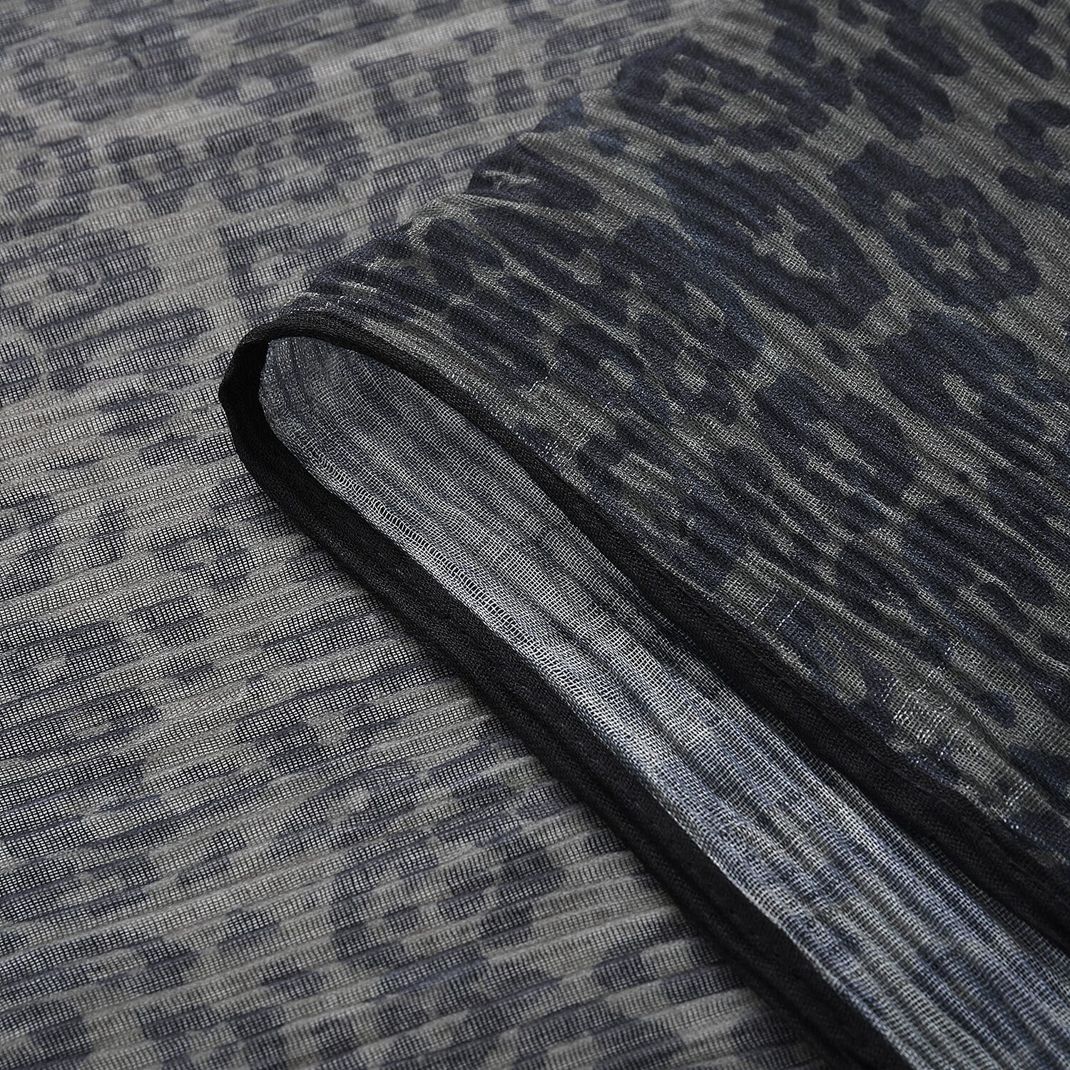 Limited Collection Leopard Print Sparkling Sequin Evening Shawl (180 x 70 cm) - Green