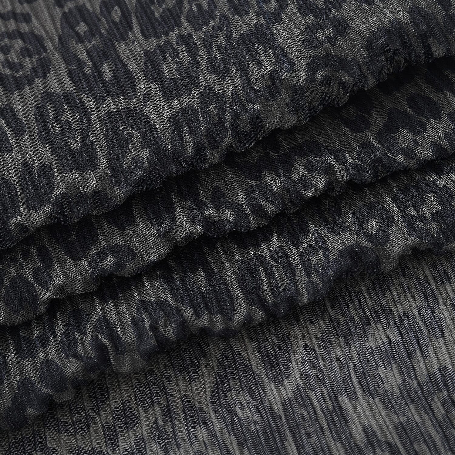 Limited Collection Leopard Print Sparkling Sequin Evening Shawl (180 x 70 cm) - Green