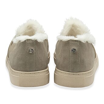 https://tjcuk.sirv.com/Products/83/5/8355732/Ravel-Oxley-Faux-Fur-Lined-Slip-On-Shoe-Size-4-Sand_8355732_2.jpg?w=342&h=342