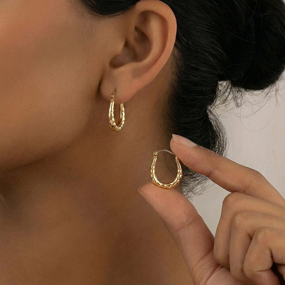 9K Yellow Gold Textured Creole Earring with Clasp