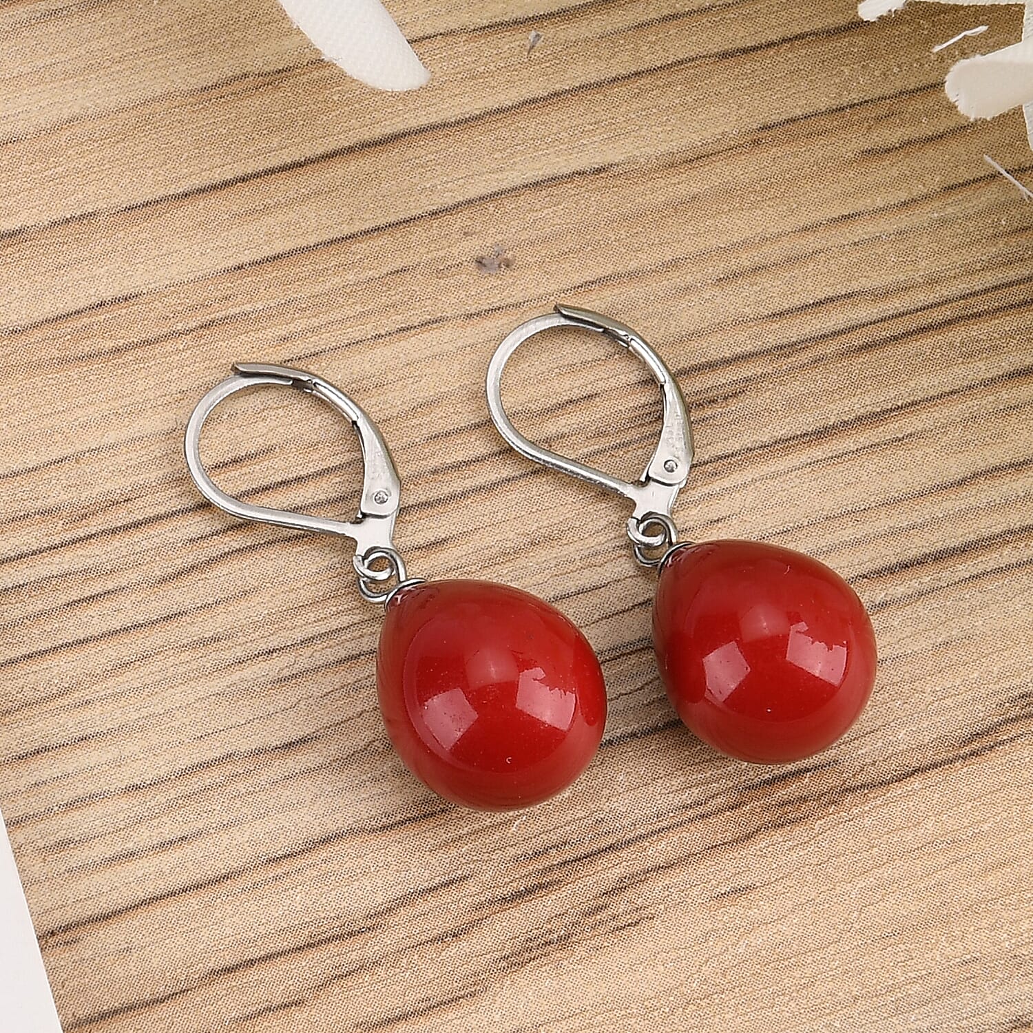 Red Shell Pearl Beads Earring Pure White Stainless Steel  22.000  Ct.