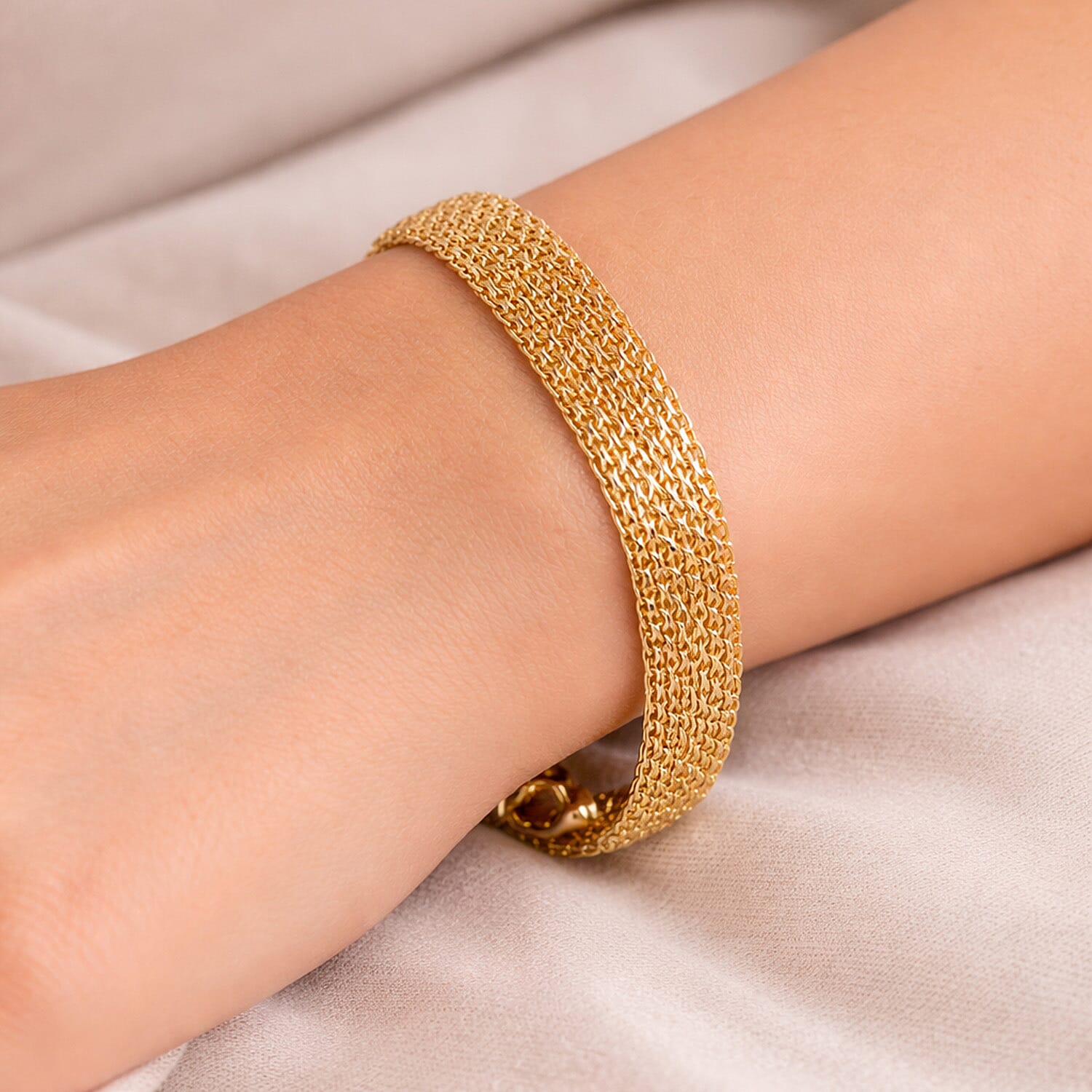 Italian Made - 9K Yellow Gold Bismark Bracelet (Size 7.50) with Lobster Clasp, Gold Wt. 5.50 Gms.