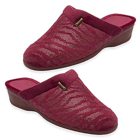 Lotus Gracia Womens Patterned Slip-On Slippers (Size 5) - Bordo