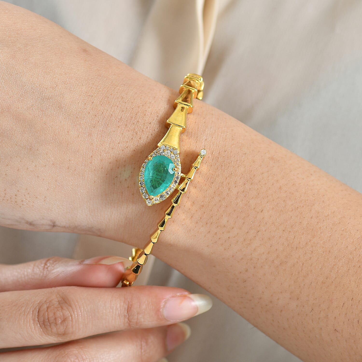 EverTrue Emeraldine Triplet Quartz, White Zircon Full Bangle Pure Yellow Brass  6.819  Ct.