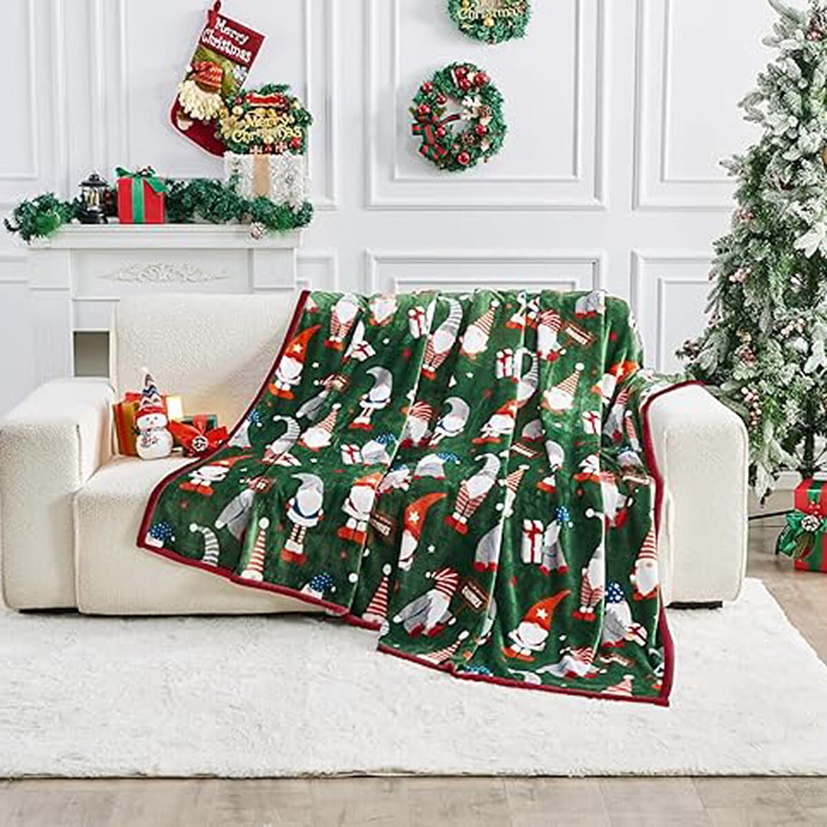 Extra Large Joeyux Gnoel Print Christmas Blanket (240 x 200 cm) - Buttle Green
