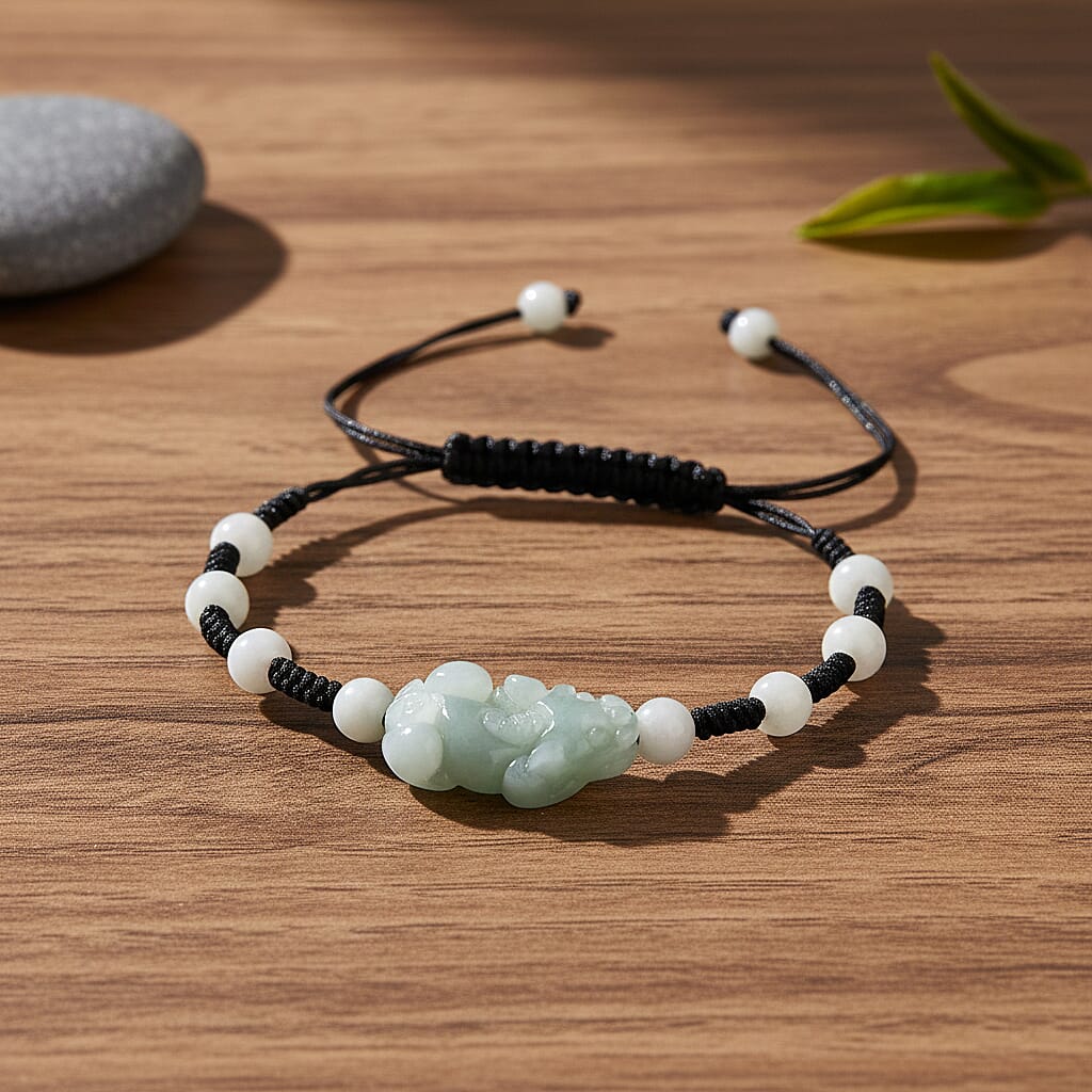 White Jade Stone Bracelet  35.000  Ct.