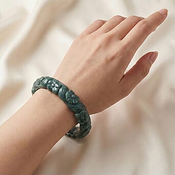 https://tjcuk.sirv.com/Products/83/6/8360186/Natural-Jadeite-Jade-Bangle-Size-8-25-200-00-Ct_8360186_2.jpg?w=342&h=342