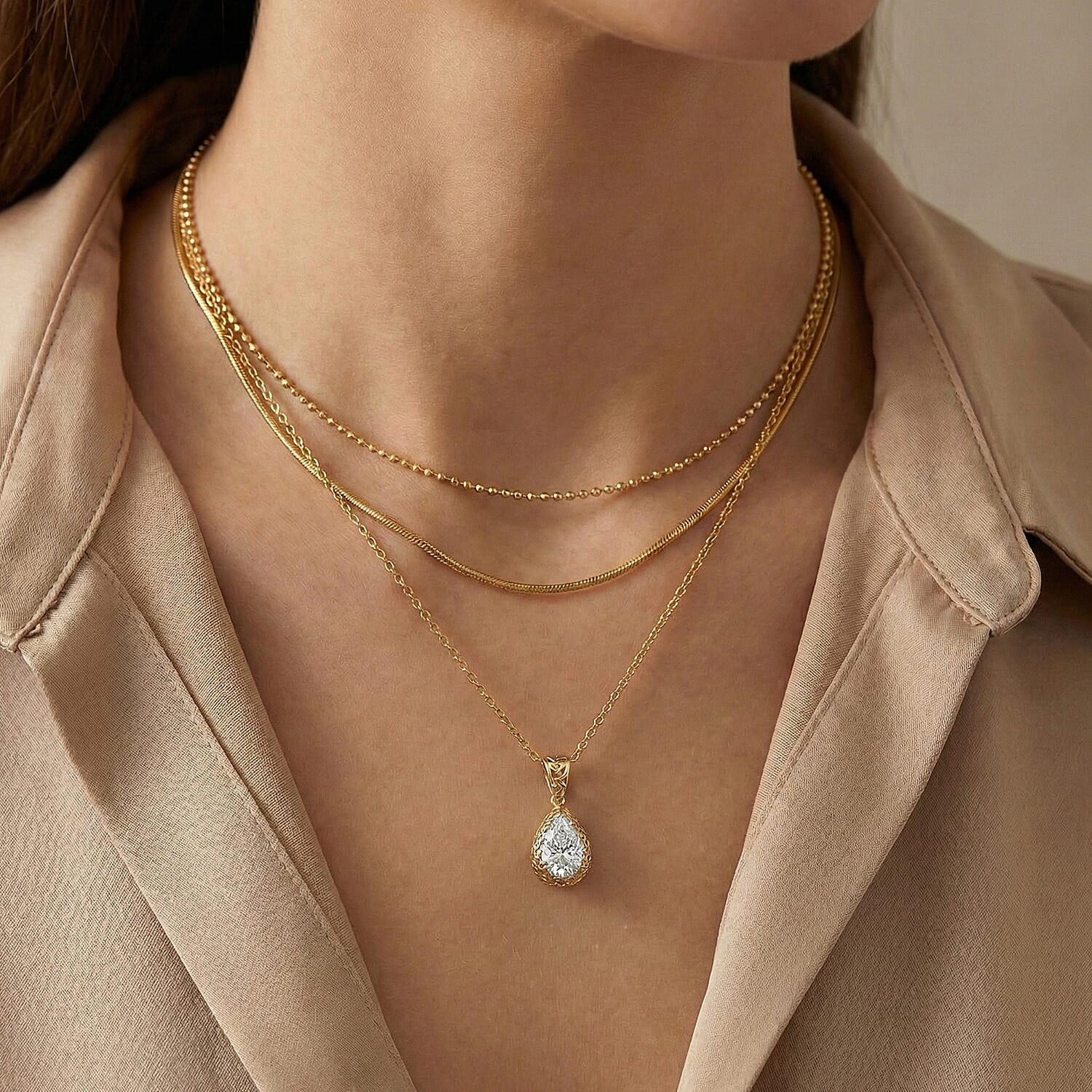 Luxuriant 14K Yellow Gold Lab Grown Diamond (VS-EF) Solitaire Pendant 2.06 Ct.