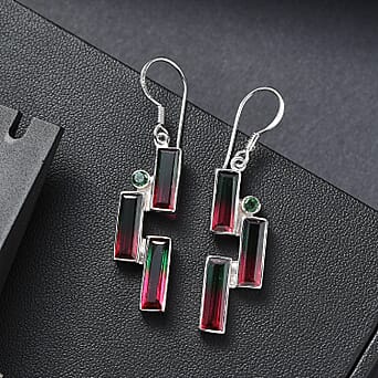 https://tjcuk.sirv.com/Products/83/6/8364180/Watermelon-Quartz-Triplet-Triplet-Quartz-Earring-in-Rhodium-OverlaySte_8364180_1.jpg?w=342&h=342