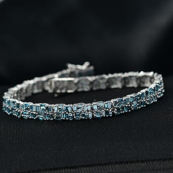 https://tjcuk.sirv.com/Products/83/6/8365461/Luxuriant-Lab-Grown-Blue-Diamond-SI-GH-Cluster-Bracelet-Size-7-5-with-_8365461_1.jpg?w=342&h=342