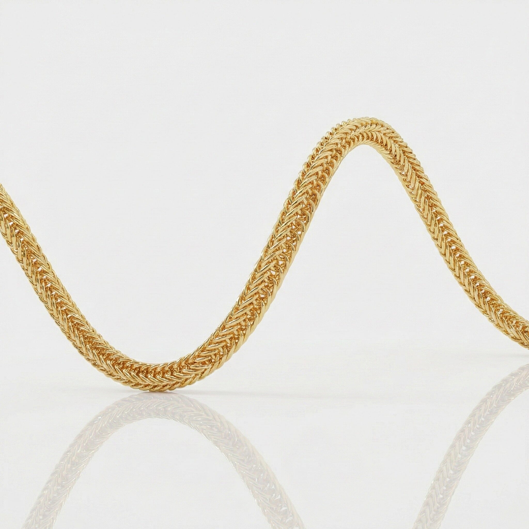 23K Yellow Gold (95.8% Purity) Spiga Necklace (Size 18), Gold Wt. 3.80 Gms