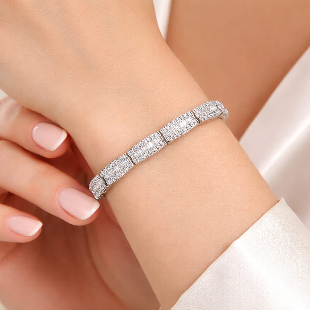 NY Close Out Deal-Luxuriant Lab Grown Diamond (SI-GH) Bracelet (Size - 7.5) in Rhodium Overlay Sterling Silver 4.25 Ct.