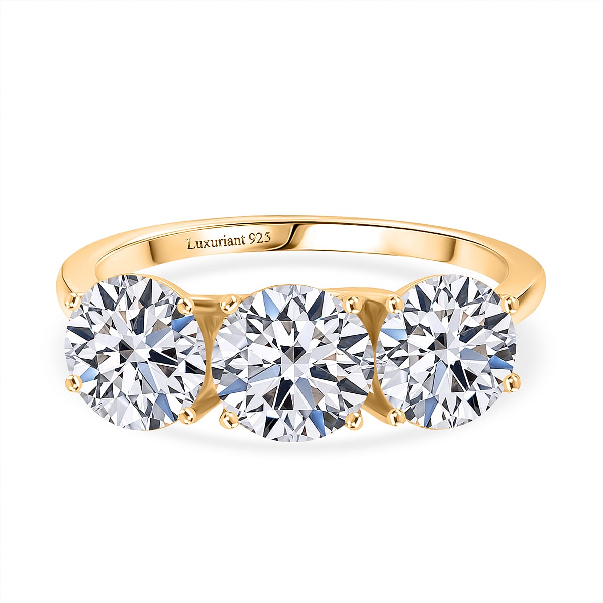 Luxuriant 18K Yellow Gold IGI Certified Lab Grown Diamond (VS-EF) Ring 3.00 Ct, Gold Wt. 3.00 Gms.