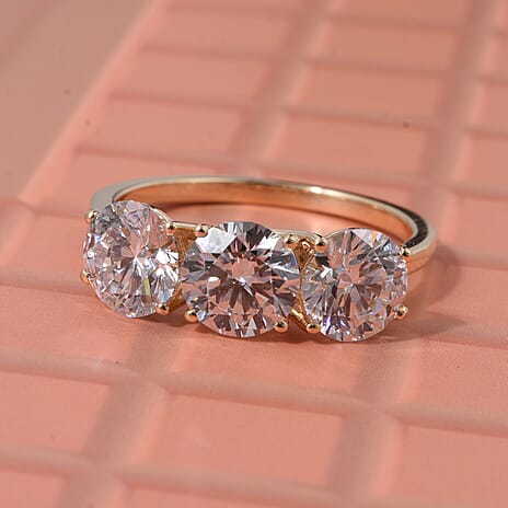 Luxuriant 18K Yellow Gold IGI Certified Lab Grown Diamond (VS-EF) Trilogy Ring 3.00 Ct.