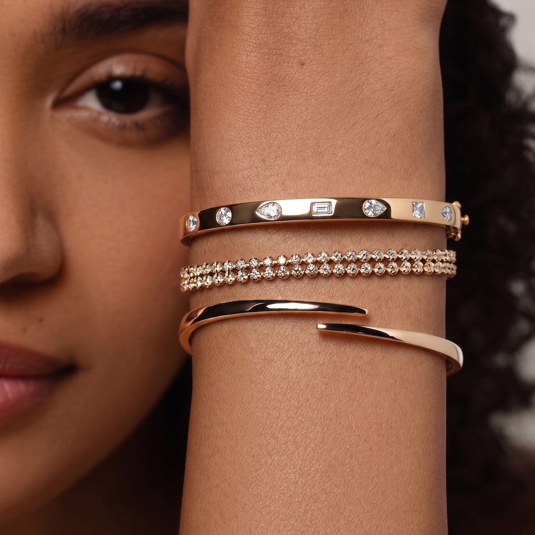 Luxuriant Lab Grown Diamond (VS-EF) Bangle (Size - 7.5) in 18K Vermeil Yellow Gold Plated Sterling Silver 2.00 Ct, Silver Wt. 17.00 Gms