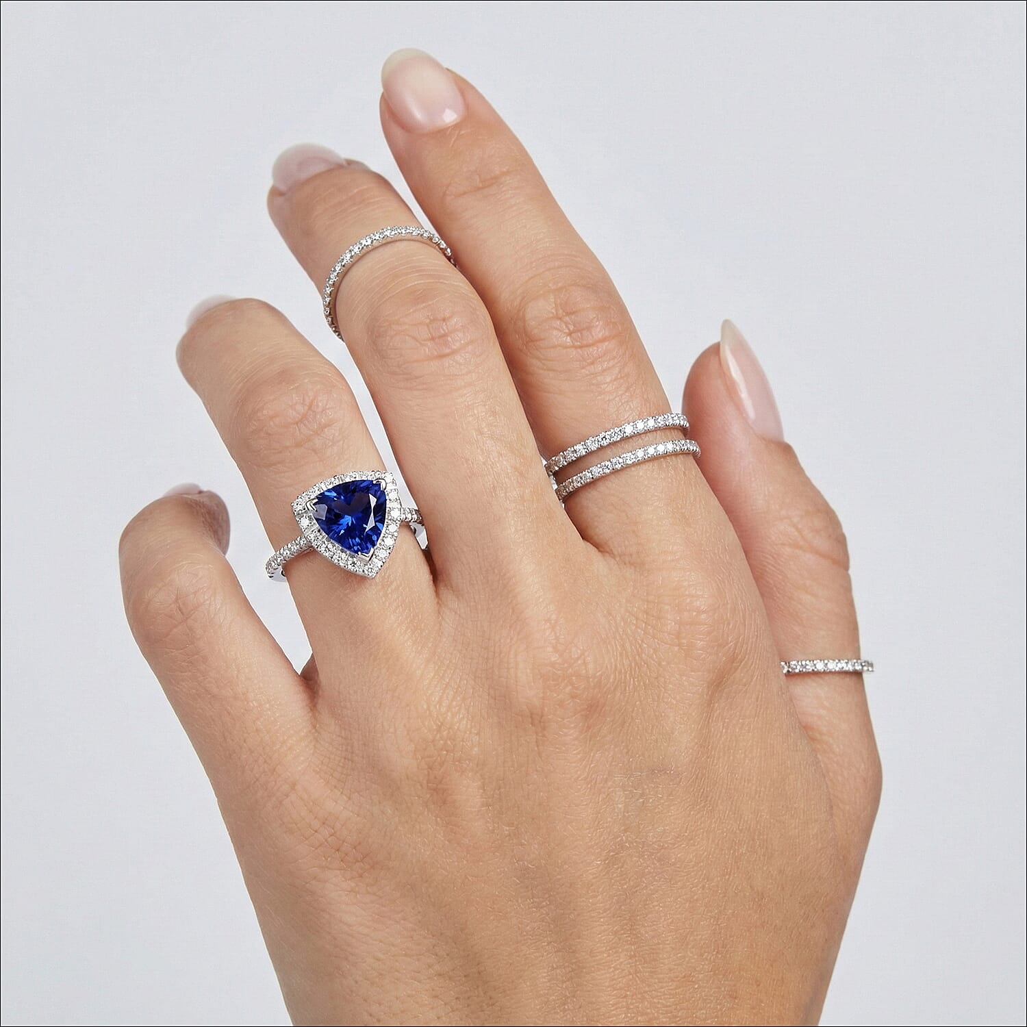 Rhapsody 950 Platinum AGI Certified AAAA Intense Vivid Tanzanite & (VS-E-F) Natural Diamond Solitaire Ring 3.20 Ct.