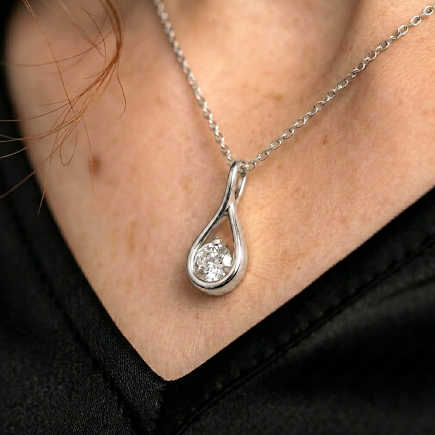 Luxuriant Lab Grown Diamond (SI-GH) Solitaire Pendant in Rhodium Overlay Sterling Silver