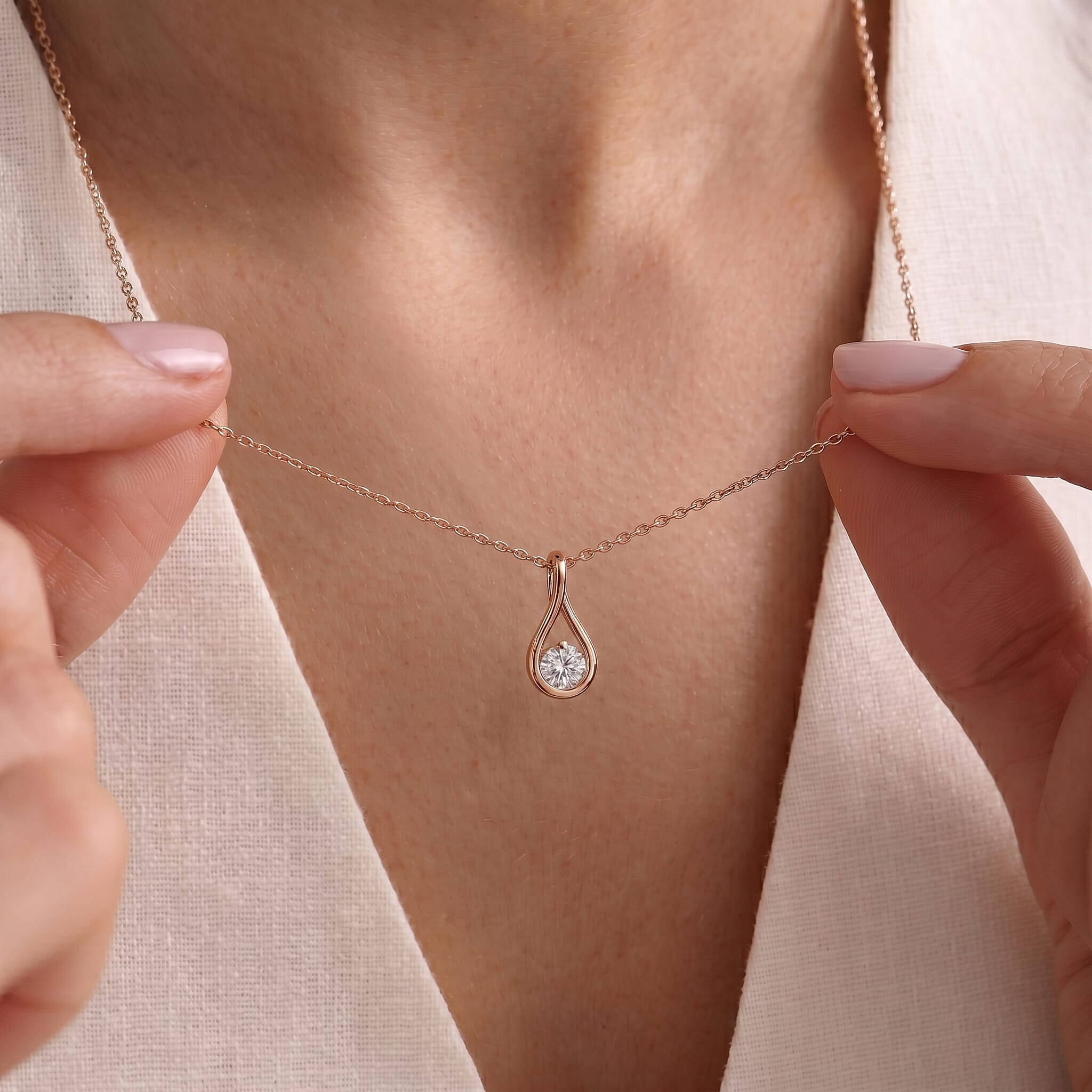 Luxuriant Lab Grown Diamond (SI-GH)  Solitaire Pendant  in Rose Gold Plated Sterling Silver