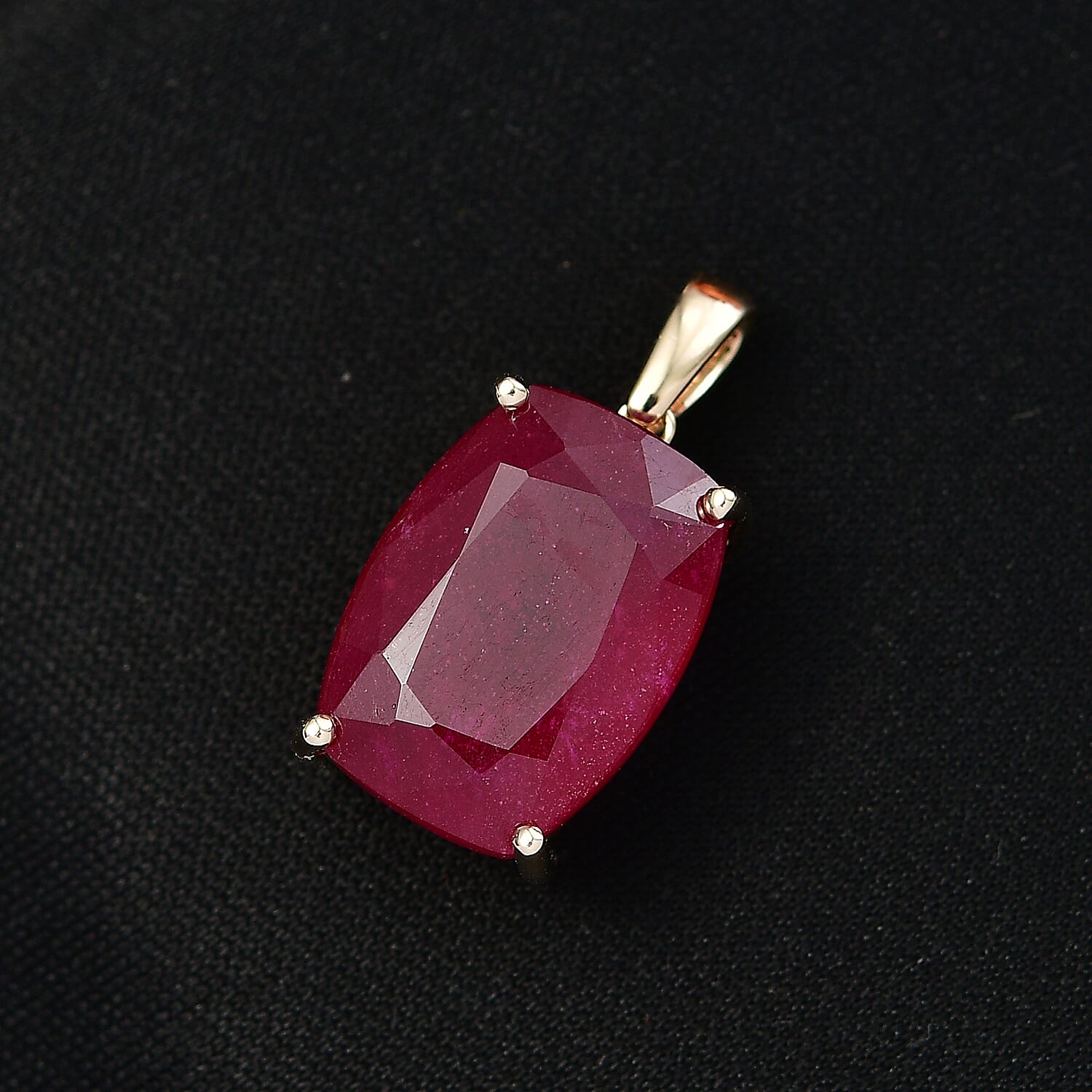 Royal Bali Collection - 9K Yellow Gold African Ruby Solitaire Pendant 22.78 Ct