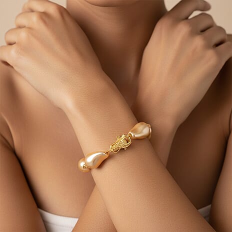 Golden Shell Pearl Beads Bracelet (Size - 8) in Yellow Gold Tone