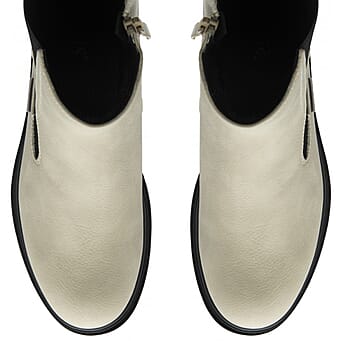 https://tjcuk.sirv.com/Products/83/7/8378475/Lotus-Ladies-Shoe-Size-40-White_8378475_3.jpg?w=342&h=342