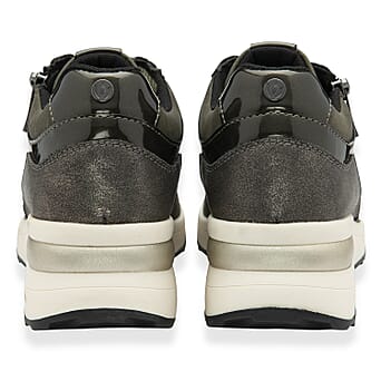 https://tjcuk.sirv.com/Products/83/7/8379183/Lotus-Pluto-Ladies-Leather-Trainers-Size-7-Khaki_8379183_2.jpg?w=342&h=342