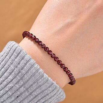 https://tjcuk.sirv.com/Products/83/8/8380279/D-Joy-Rhodolite-Garnet-Beads-Bracelet-in-Rhodium-OverlaySterling-Silve_8380279_1.jpg?w=342&h=342