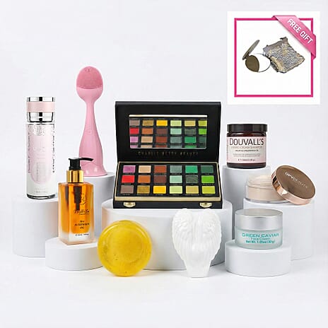 Christmas Beauty Gift Box with FREE Marc Jacobs Mirror