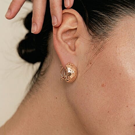 9K Yellow Gold Earring with French Clip. Gold Wt 2.00 Gms