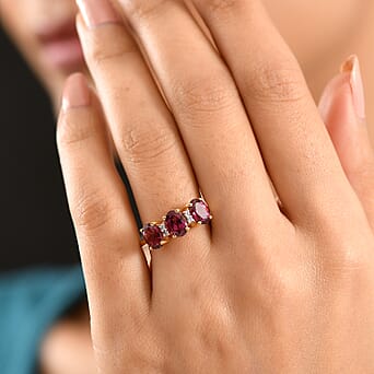 https://tjcuk.sirv.com/Products/84/1/8412072/D-Joy-Rhodolite-Garnet-White-Zircon-3-Stone-Ring-in-18K-YG-VermeilSter_8412072_2.jpg?w=342&h=342
