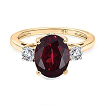 9K Yellow Gold Premium Orissa Natural Rhodolite Garnet, Lab Grown Diamond GH, SI Main Stone With Side Stone Ring, Gold Wt.2.05 Gms  4.116  Ct.
