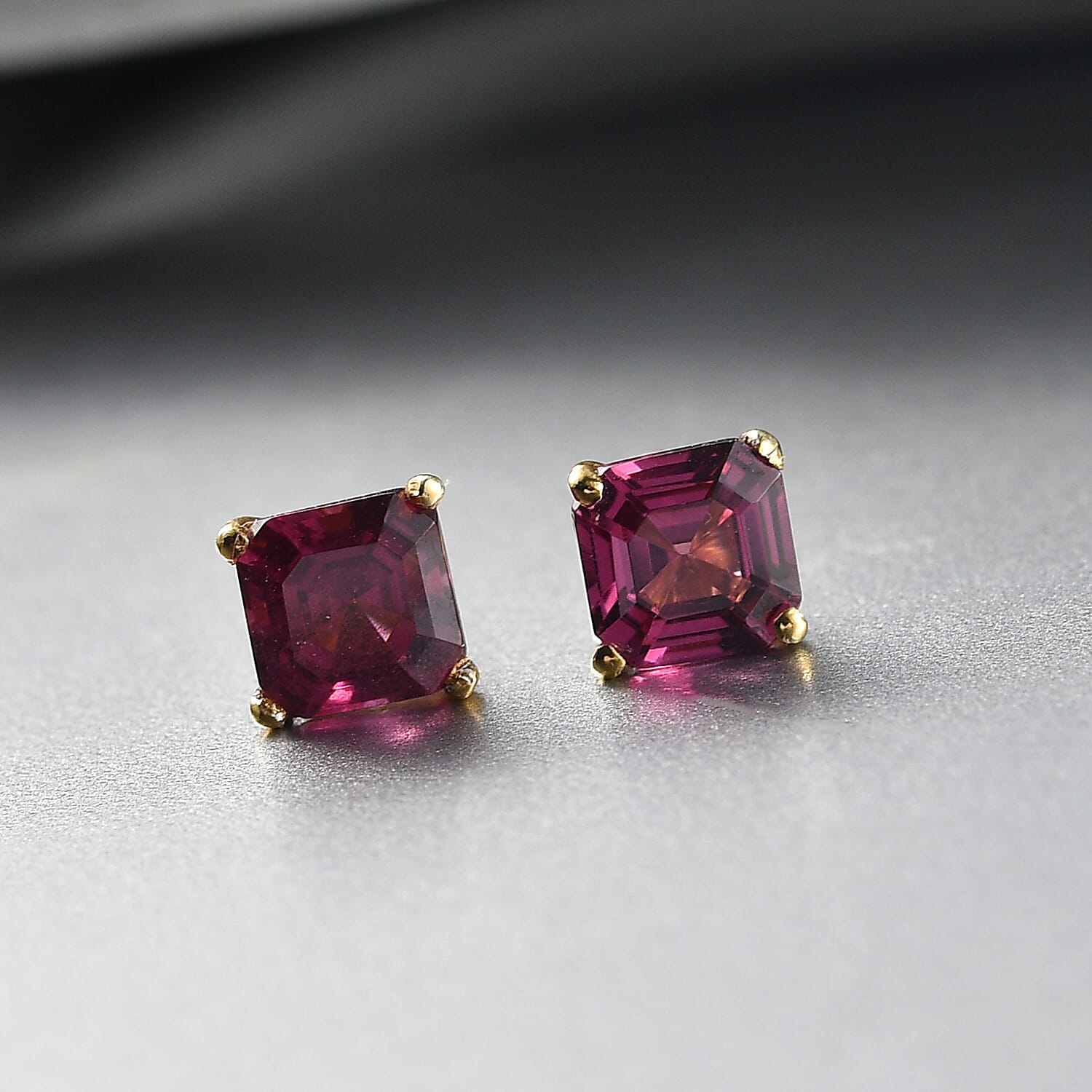 Rhodolite Garnet Solitaire Lever Back Earring in Yellow Gold Plated Sterling Silver 1.70 Ct.