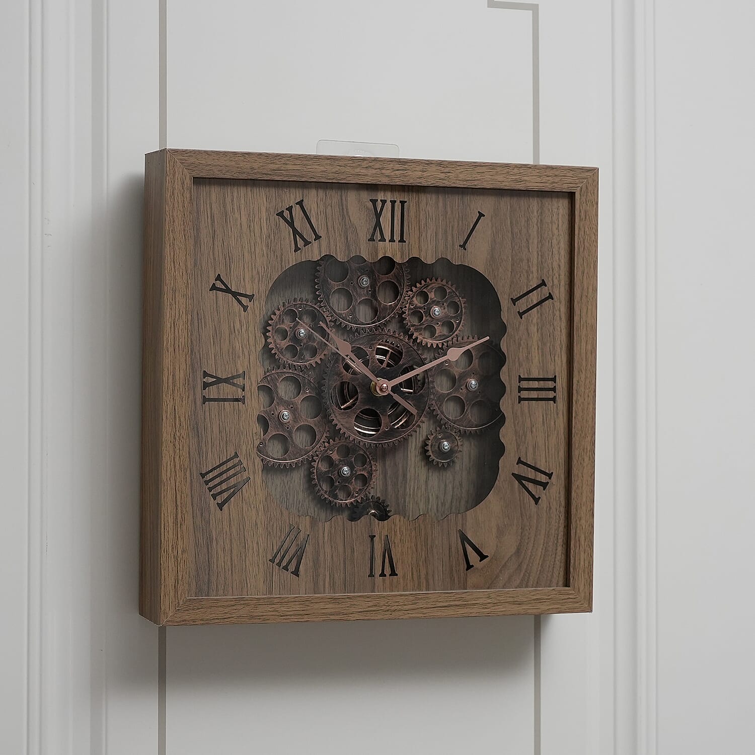 Rotating Gear - Roman Numeral Industrial Mechanical Clock with Textured Wood-Effect Square Frame - Beige.