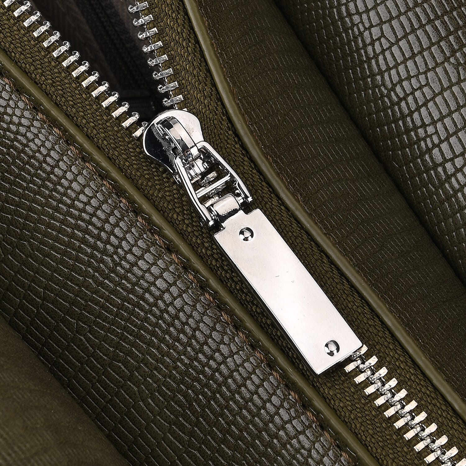 Crossbody Bag with Multiple Zipped Pockets (34x15x29cm) - Green