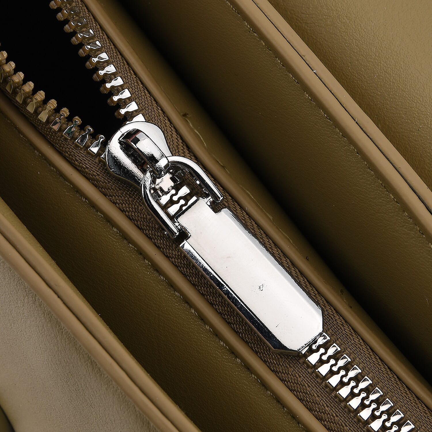 Two-Tone Saddle Bag With Crossbody Strap - Olive Green