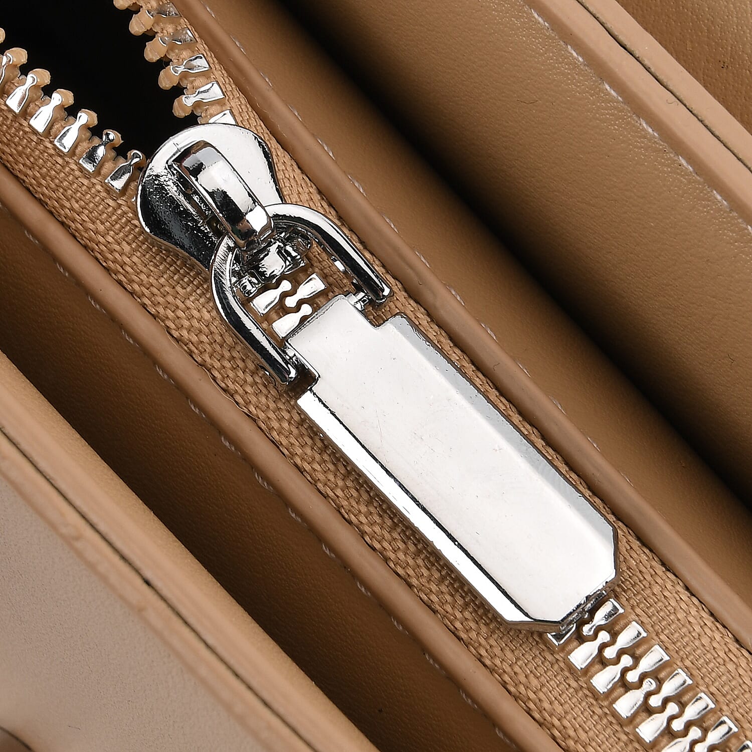 Two-Tone Saddle Bag With Crossbody Strap