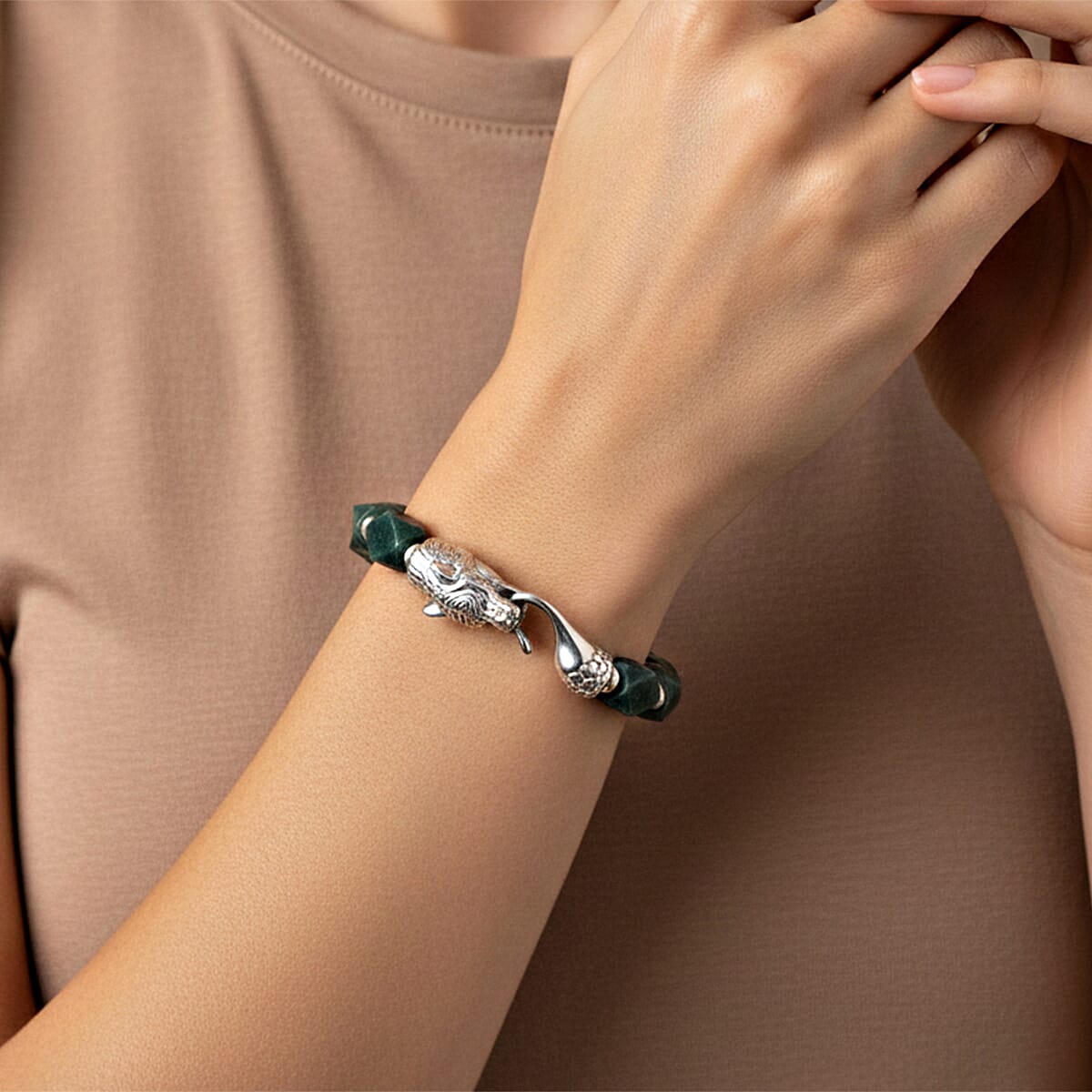 Natural Jade Beads Bracelet (Size - 7) with Panther Lock 140.00 Ct.