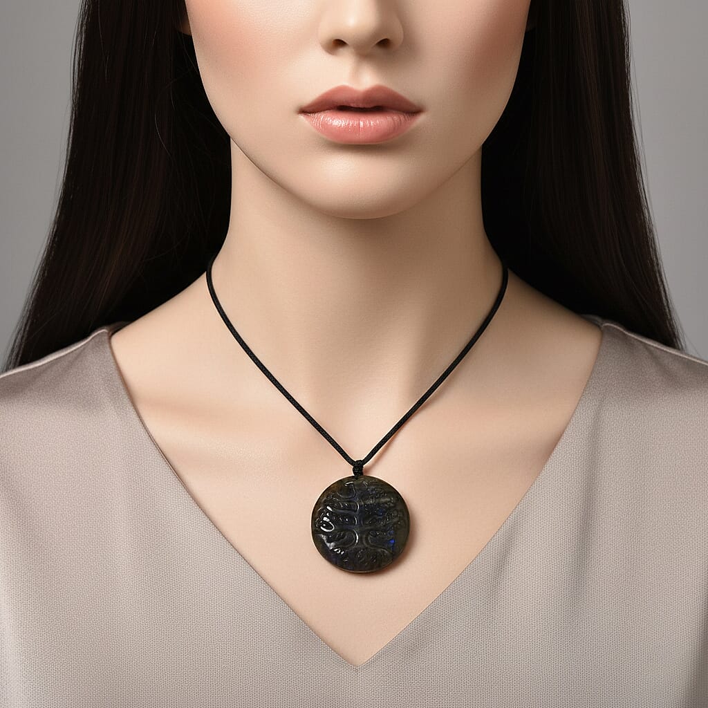 Natural Labradorite Carved Necklace with Adjustable Cotton Thread (Up to Size 28) 140.00 Ct. - Lion